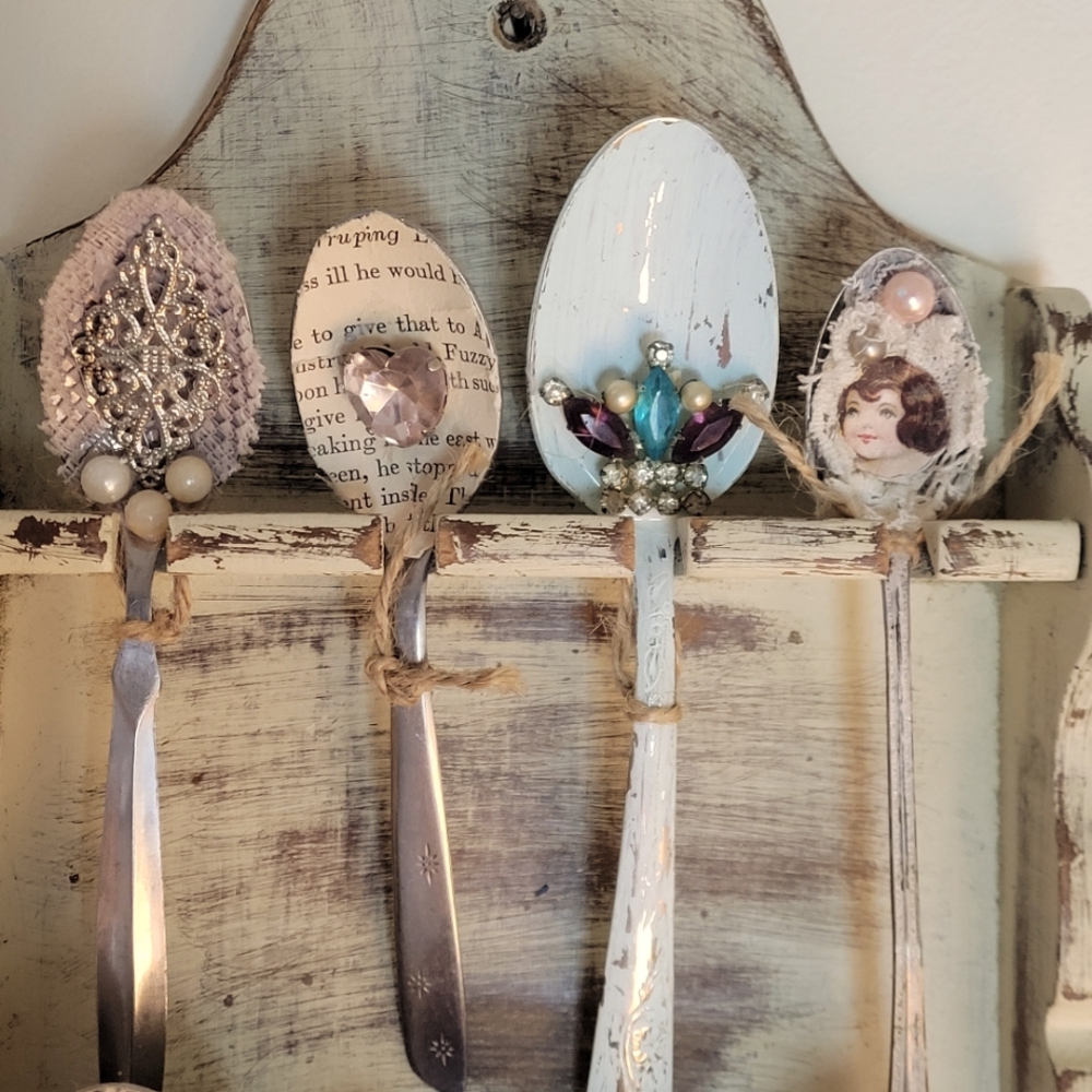 Vintage Look Spoon Holder and Decorated Spoons